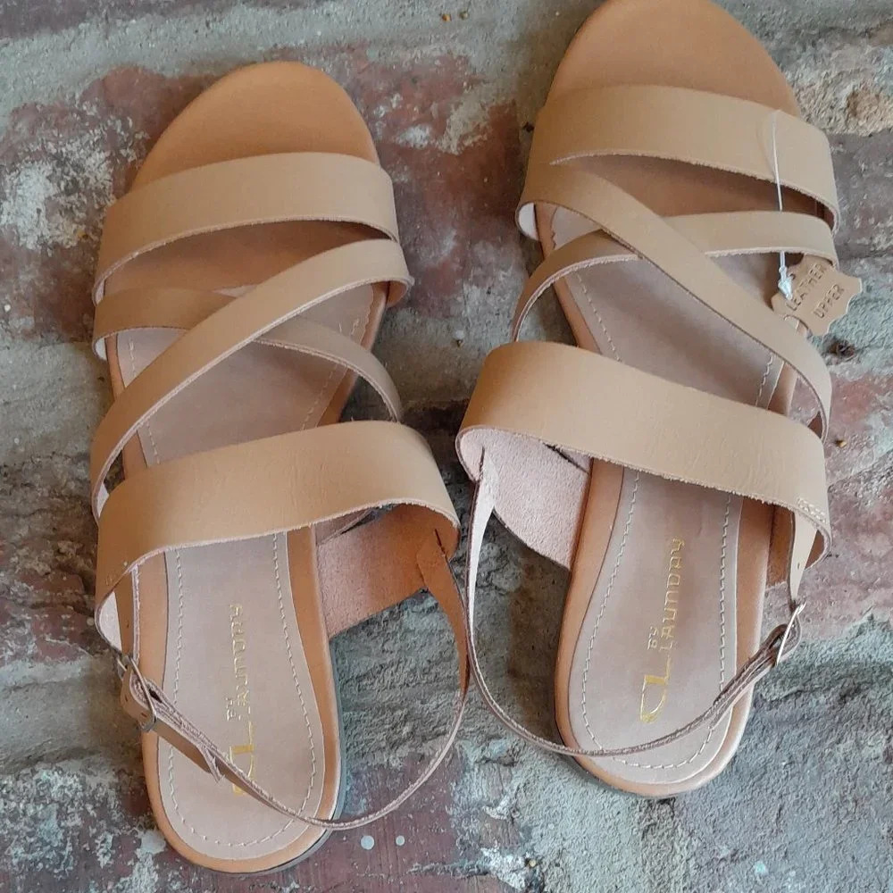 CL by Laundry Natural Sandal NWOT